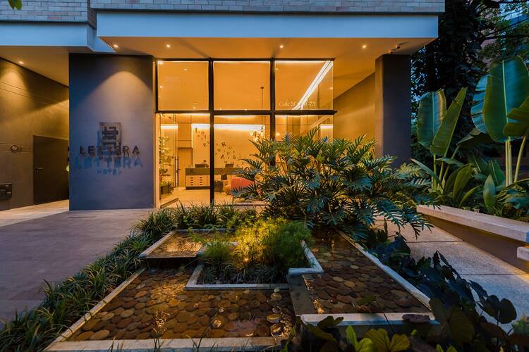 Lettera Hotel