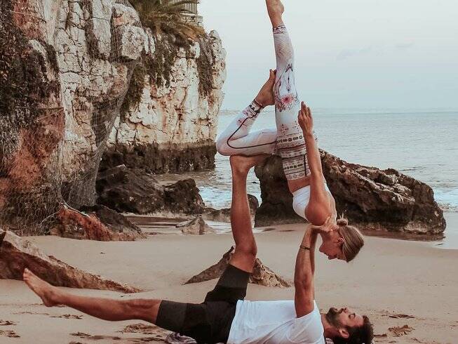 AcroYoga