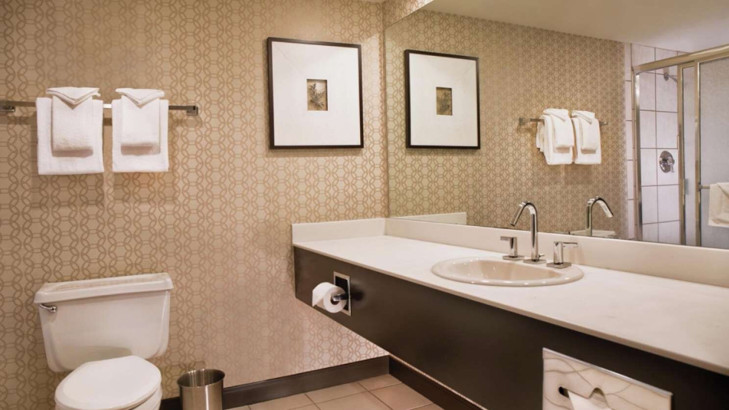 Bathrooms at Excalibur Hotel