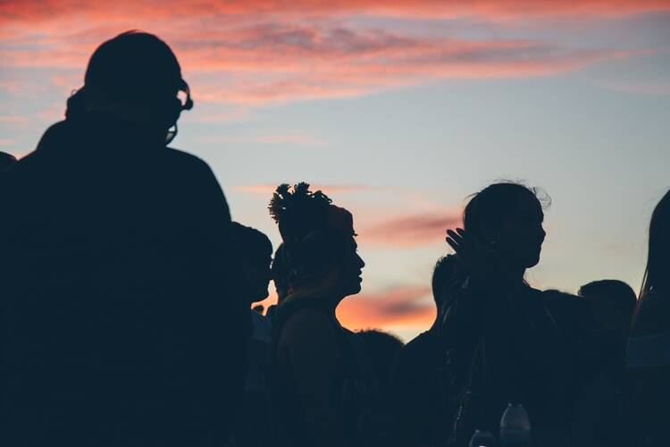 Closing Circle