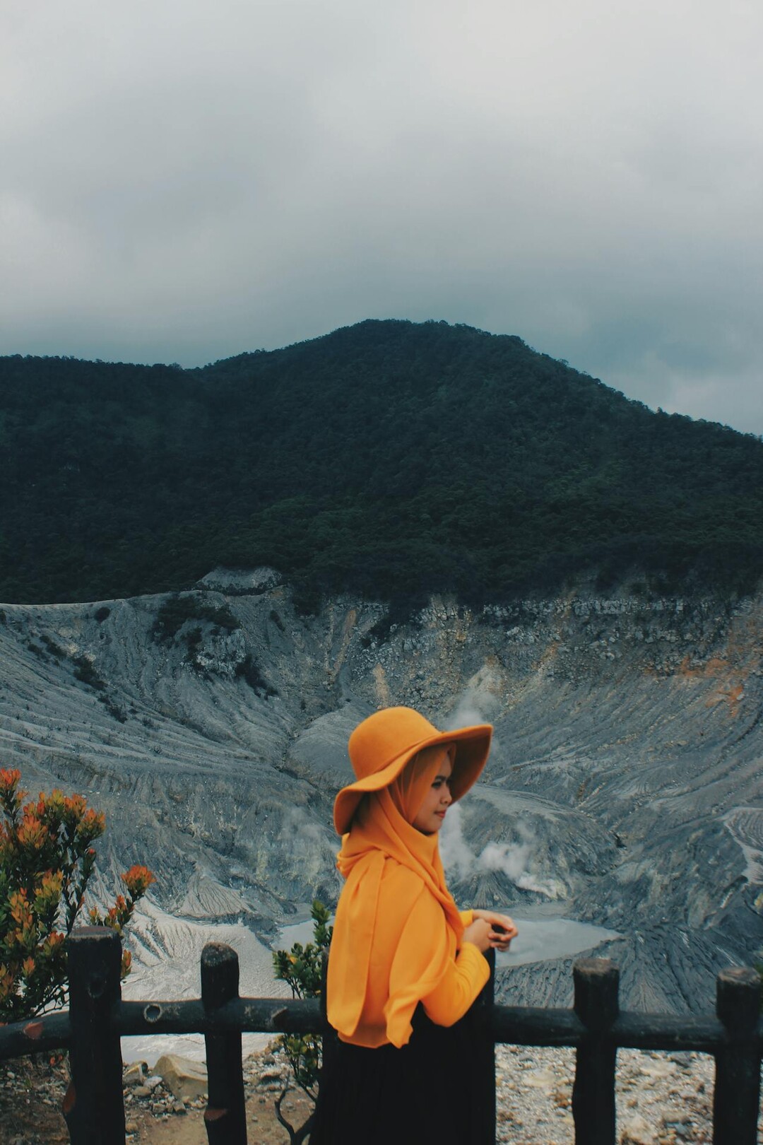 Tangkuban Perahu Crater