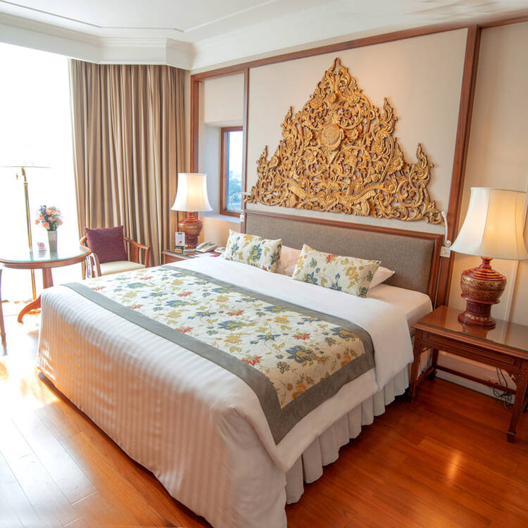 Empress Chiang Mai Hotel