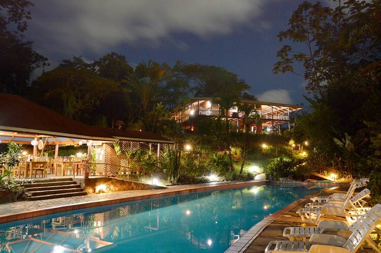 Finca Luna Nueva Lodge