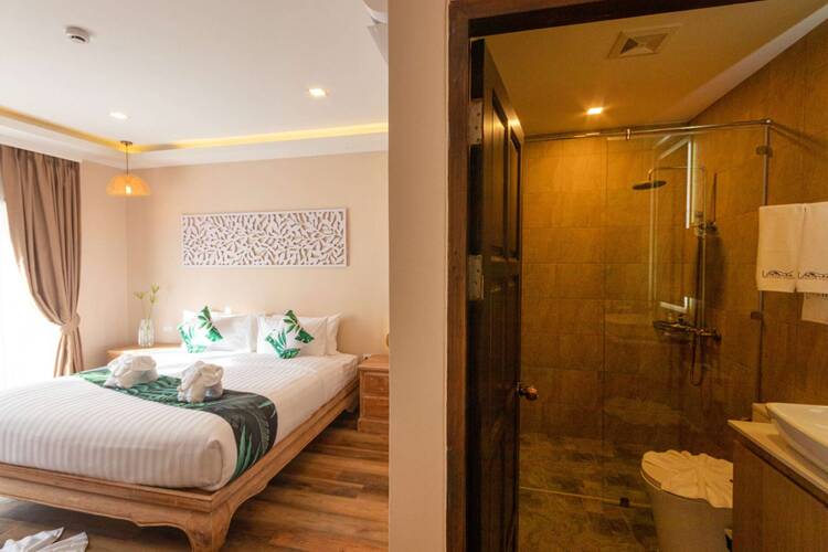 Vannee Golden Sands Beachfront Resort