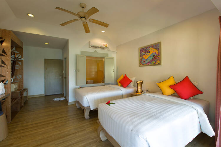 Phi Phi Bayview & Premier Resort