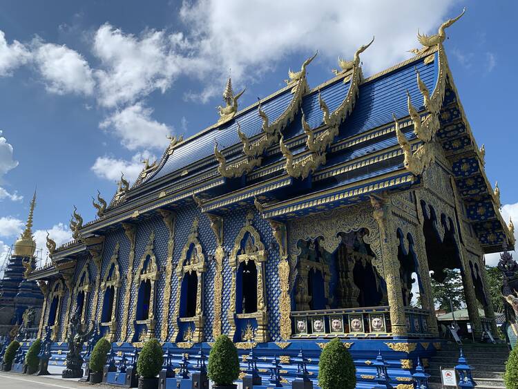 Wat Rong Seur Ten, Chiang Rai blue temple