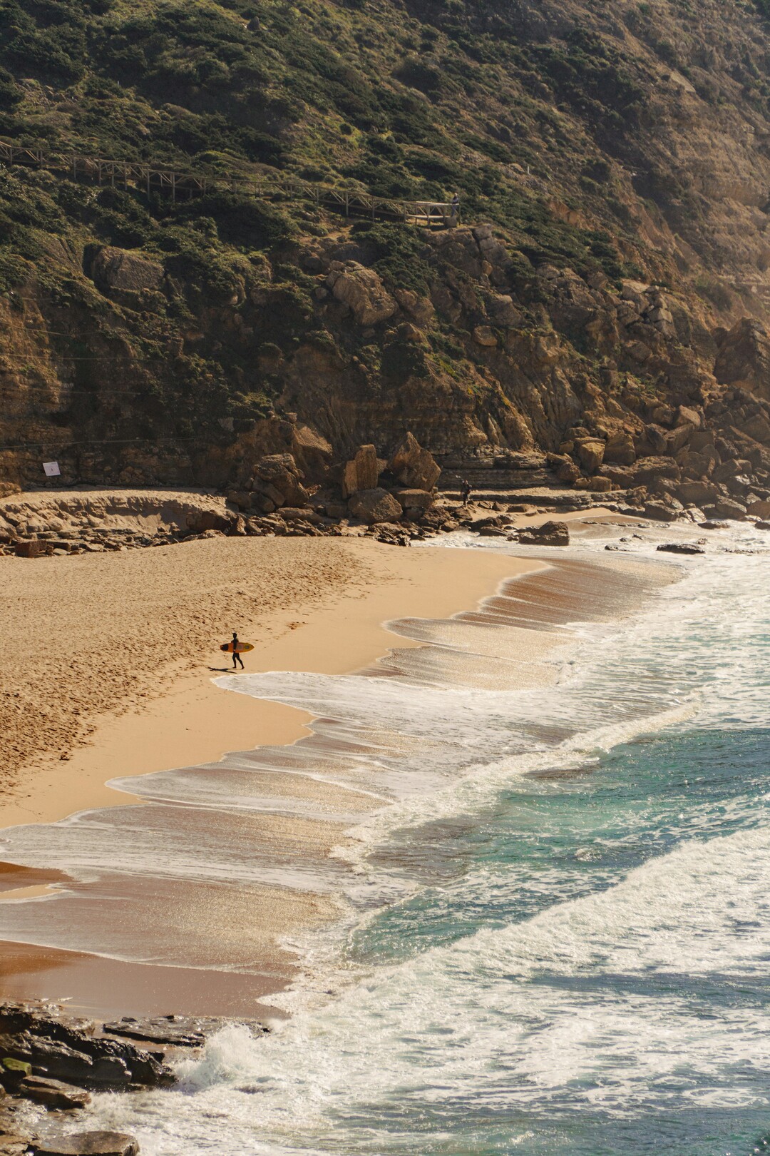 Praia da Ribeira D'Ilhas, Ericeira, Portugal - Feature