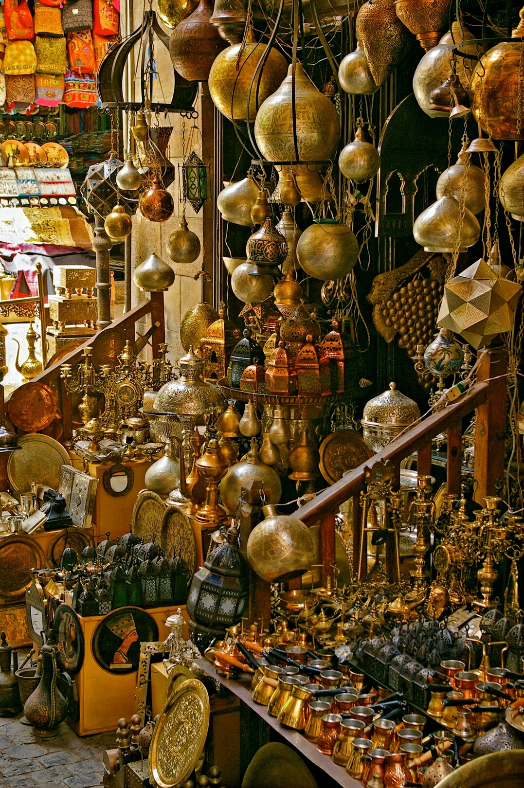 Khan el-Khalili details - featured