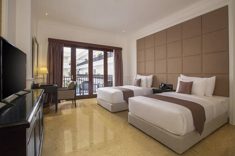 Grand Palace Hotel